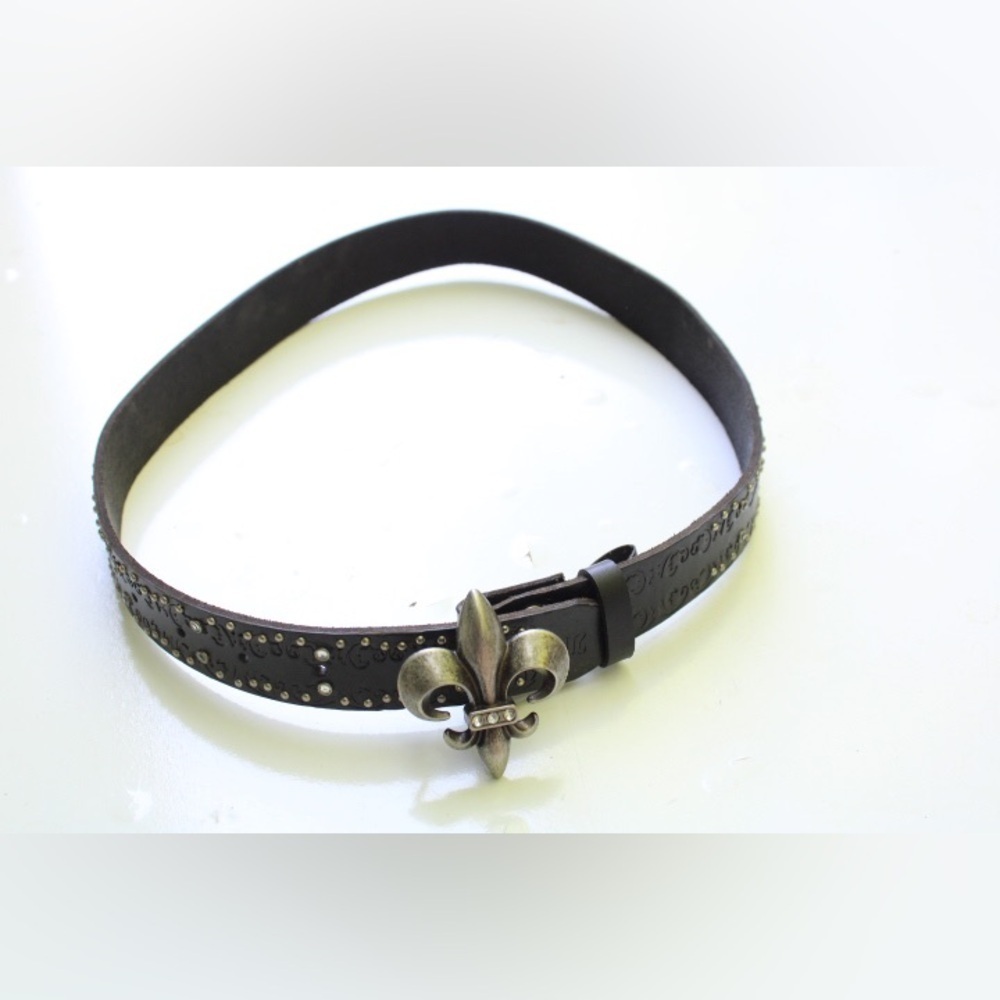 NWOT miss me fleur belt